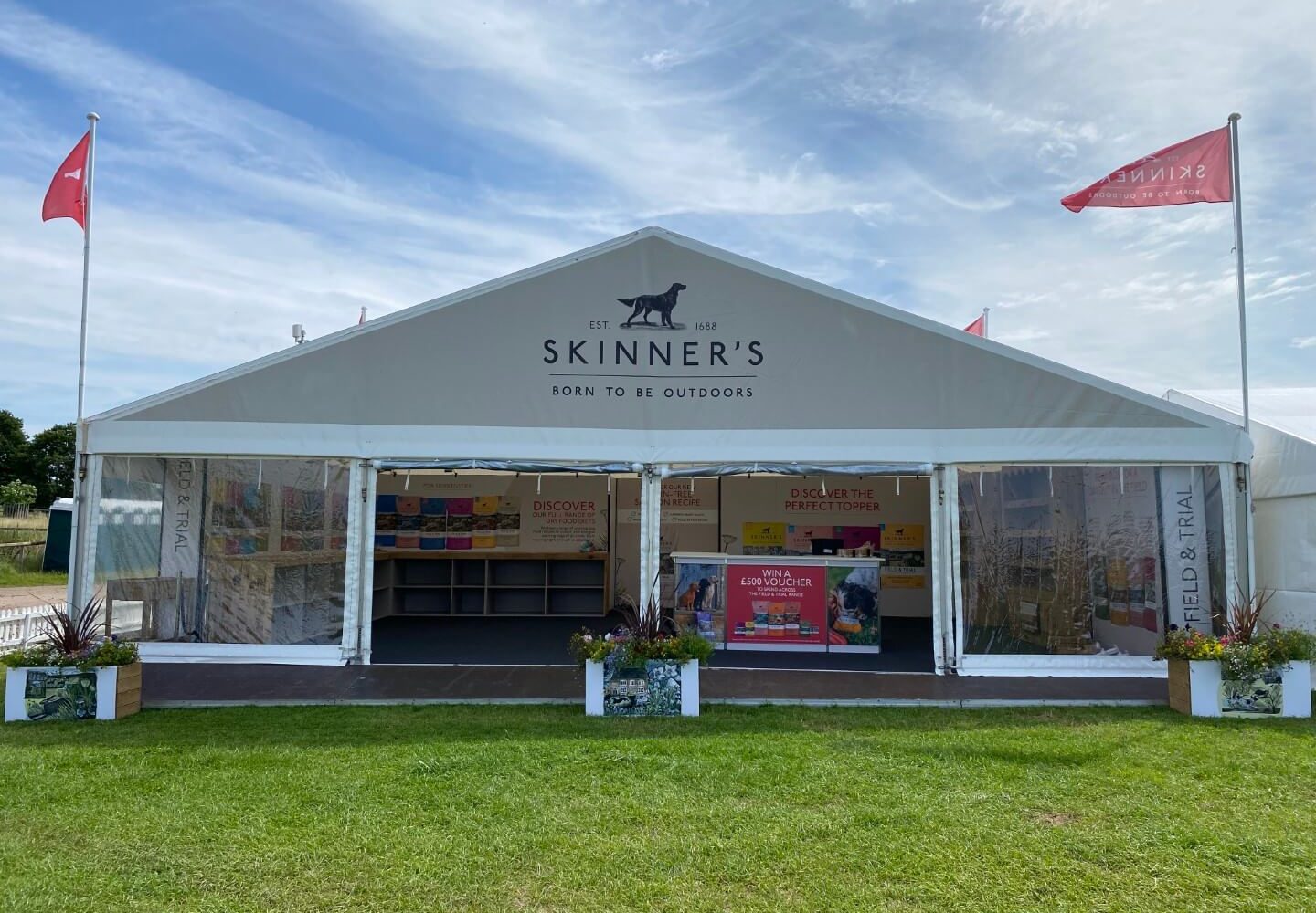 Outdoor exhibition stand